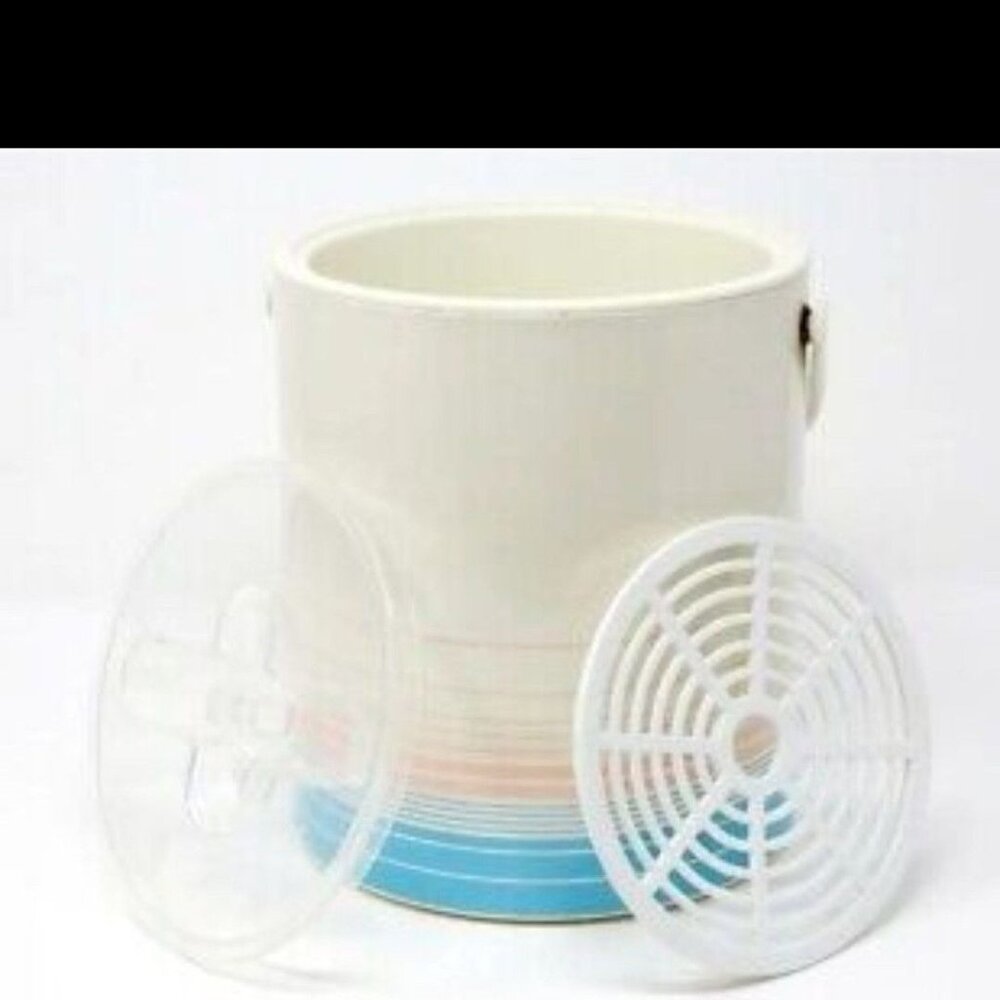 Vintage 1970s Thermo-Serv Ice Bucket with Lid & Handle-LIKE NEW
